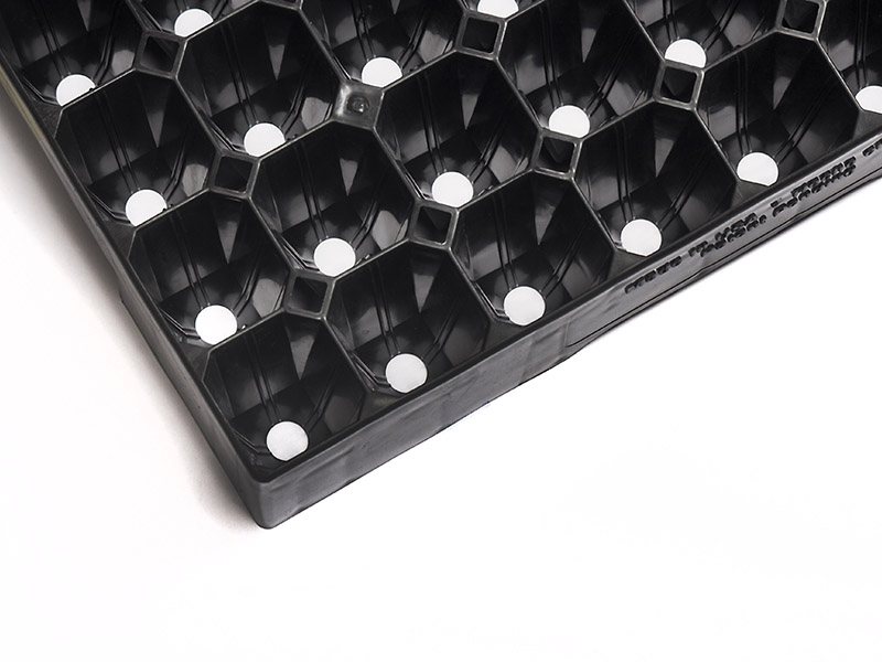 thumbnail image 2 of Starting Gardens Seed Propagation Trays – 150 Inserts, 900 Total Cells For Germination 2 of 4
